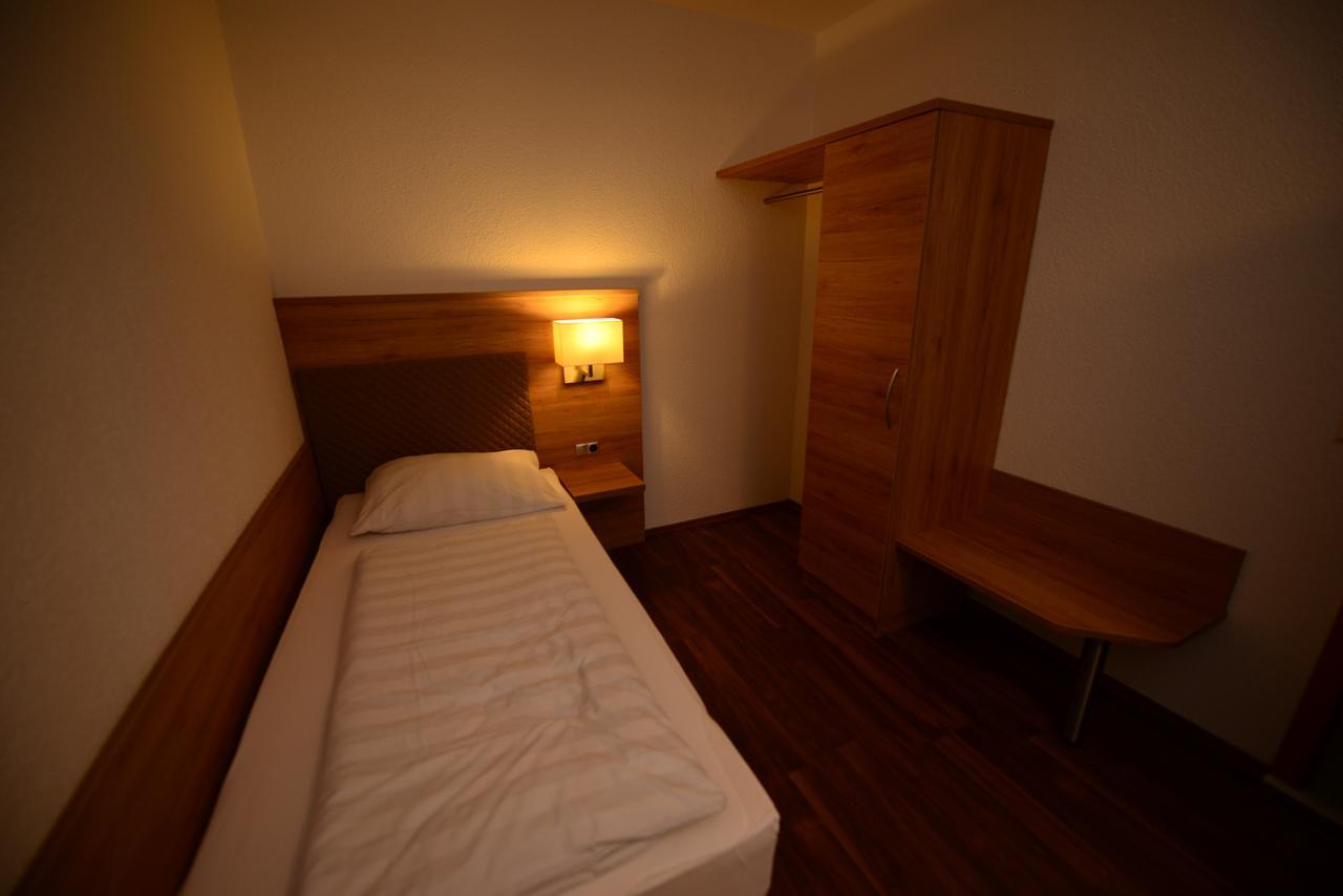 Hotel Linde - Self Check-in Stuttgart